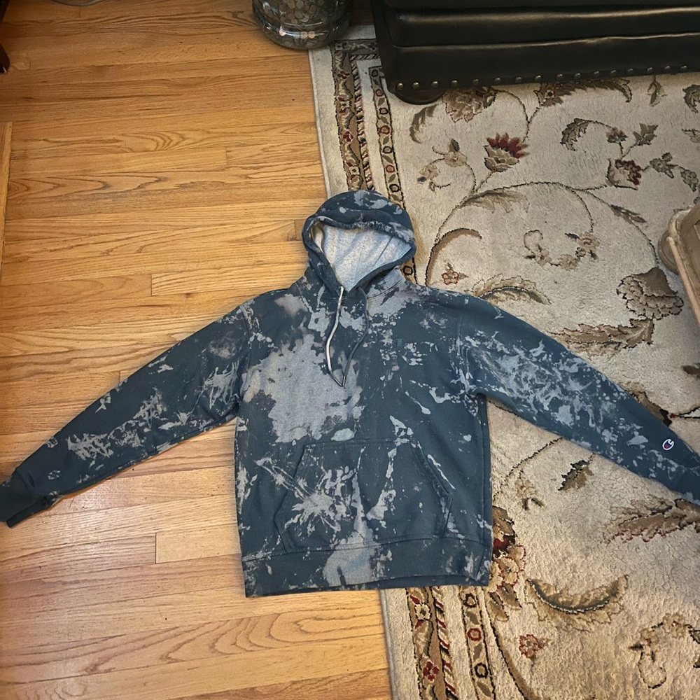 Bleached champion sweatshirt